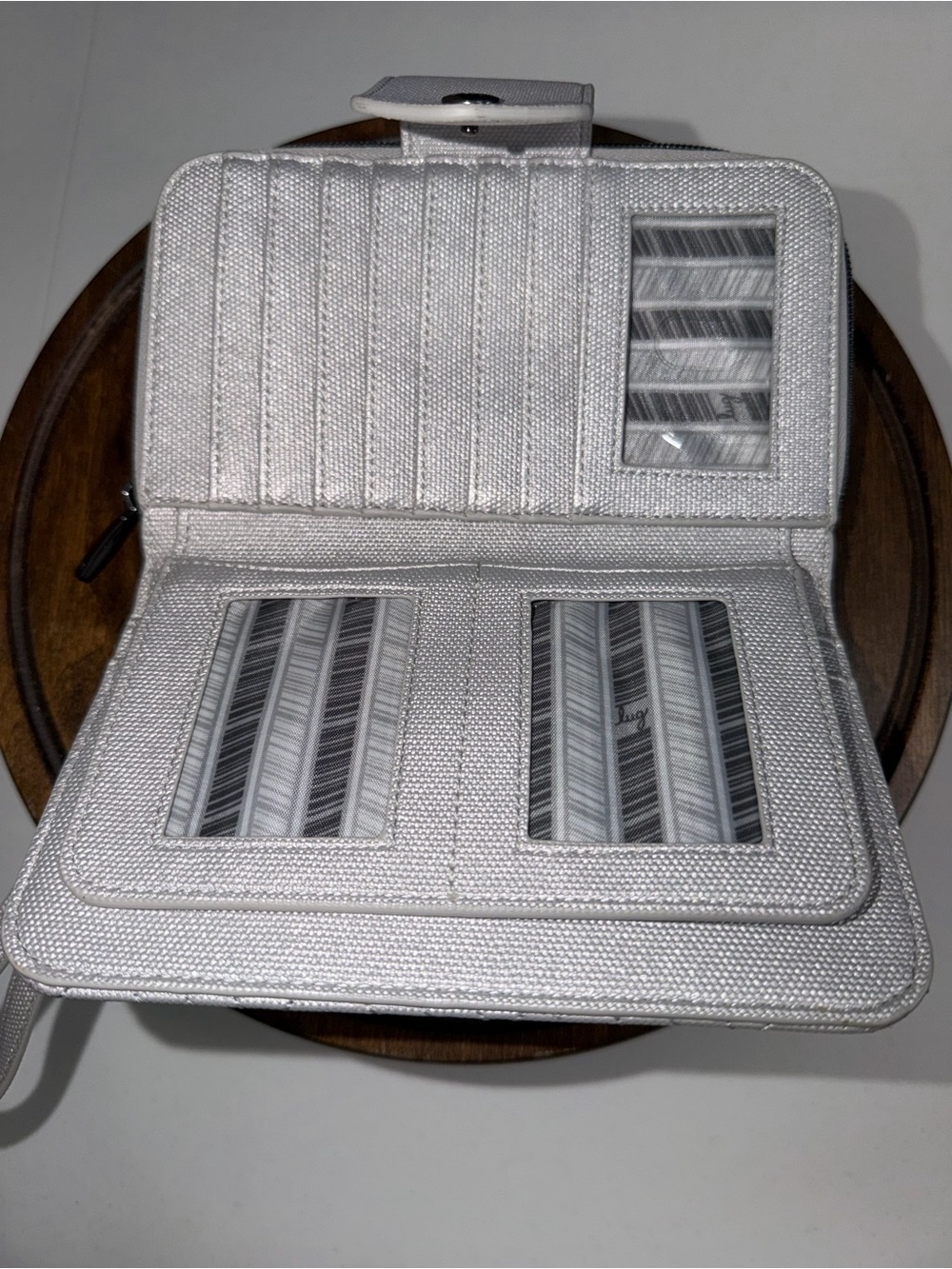 Lug Luxe VL Foxtrot Wallet Wristlet Metallic Silver RFID Snap Zip Organizer - Picture 7 of 13
